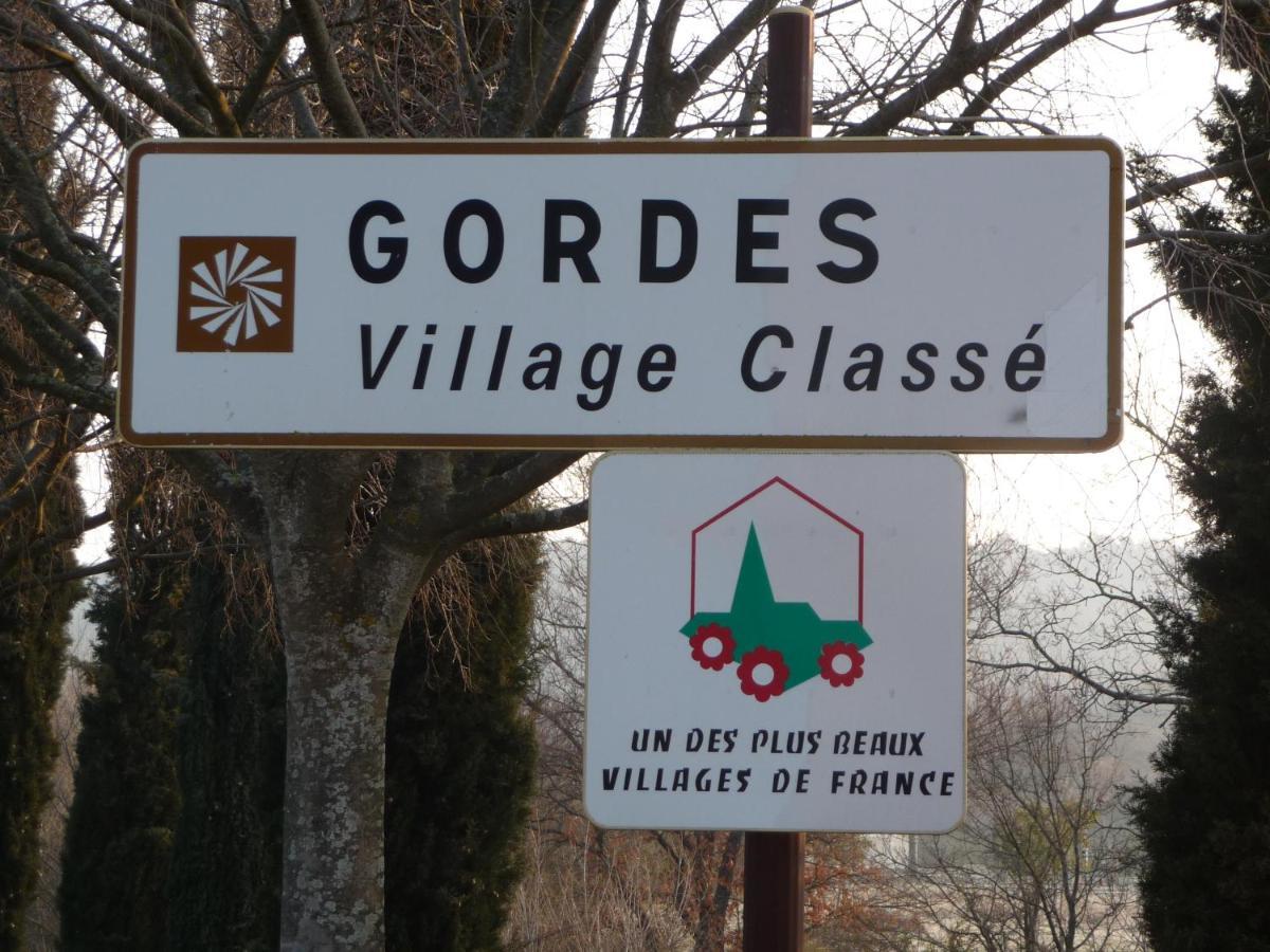 Apartamento Chez Marius Gordes Vue panoramique sur luberon Exterior foto
